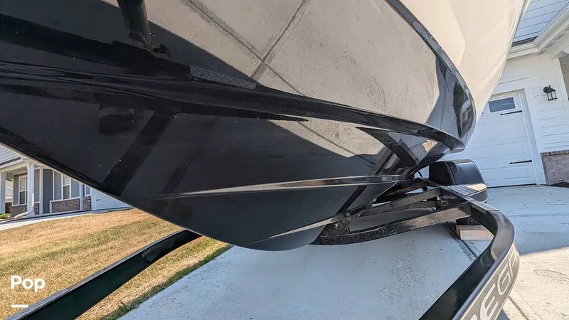 Slide: The Image of Regal 2000 ES 2015 - 14364987