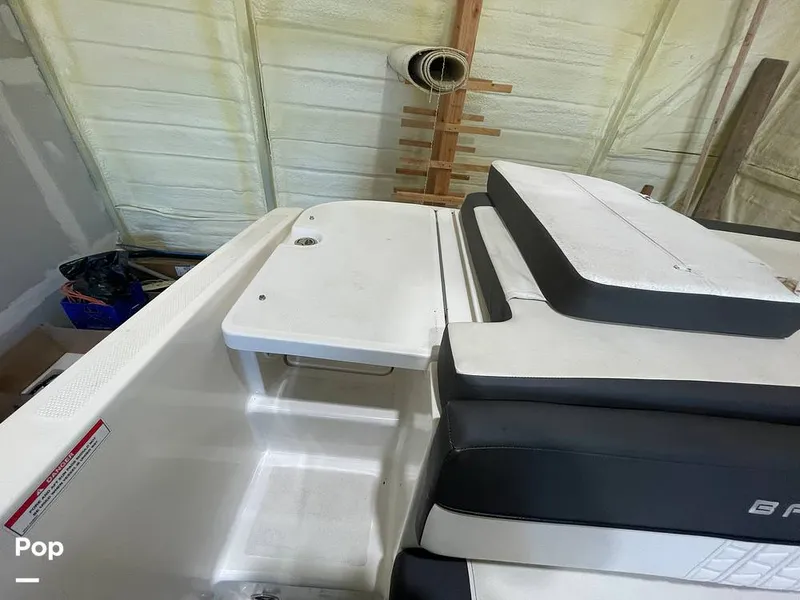 Slide: The Image of Bayliner VR5 2020 - 13966591