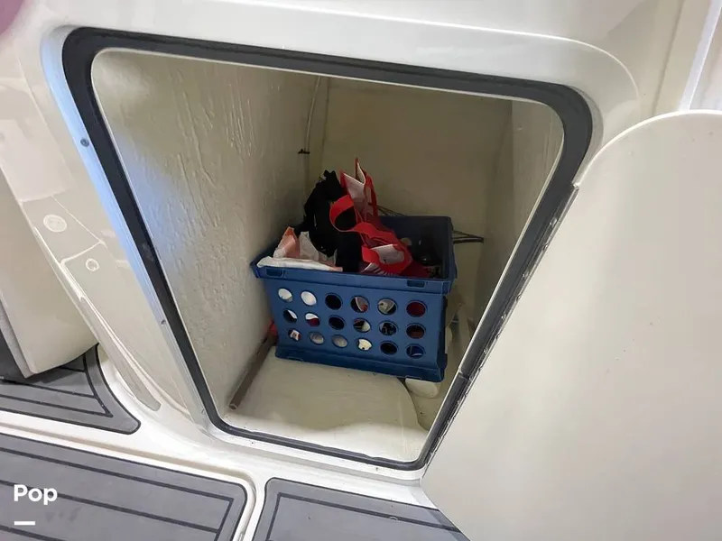 Slide: The Image of Bayliner VR5 2020 - 13966611