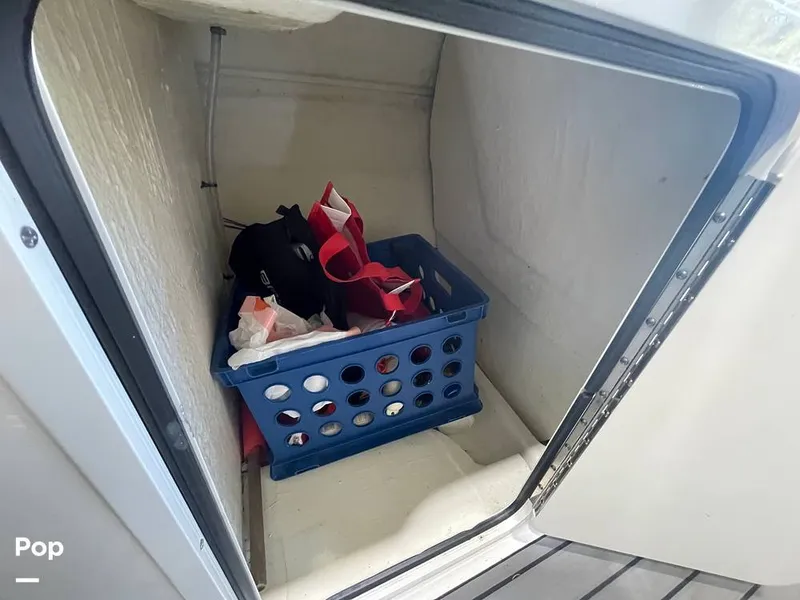 Slide: The Image of Bayliner VR5 2020 - 13966612