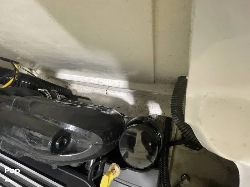 Slide: The Image of Bayliner VR5 2020 - 13966642