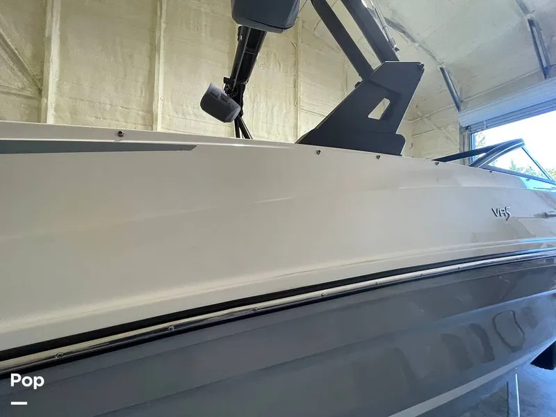 Slide: The Image of Bayliner VR5 2020 - 13966669