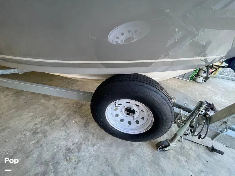 Slide: The Image of Bayliner VR5 2020 - 13966674