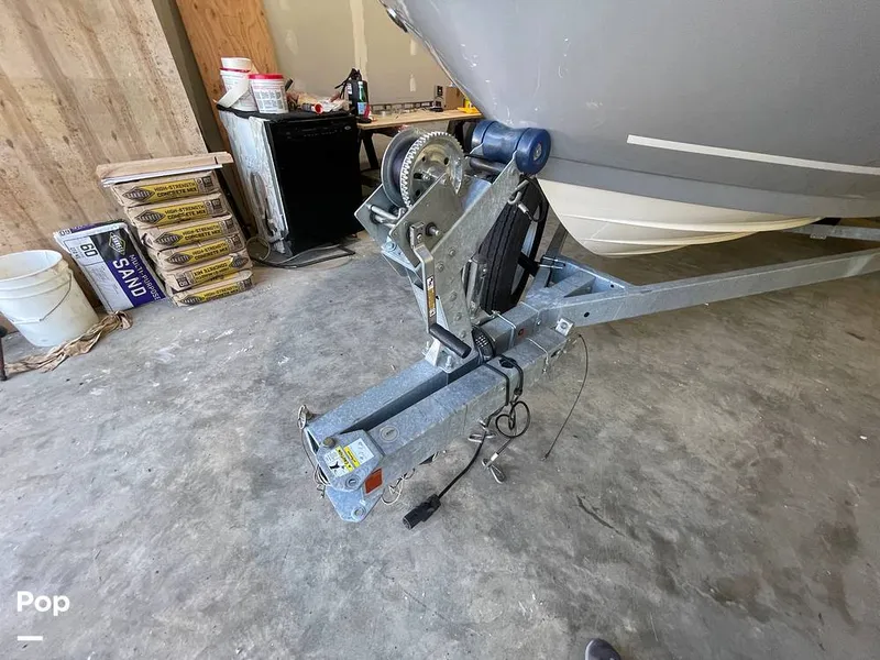 Slide: The Image of Bayliner VR5 2020 - 13966678