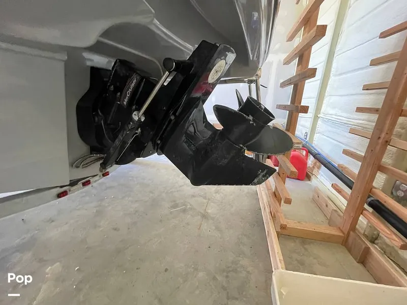 Slide: The Image of Bayliner VR5 2020 - 13966690