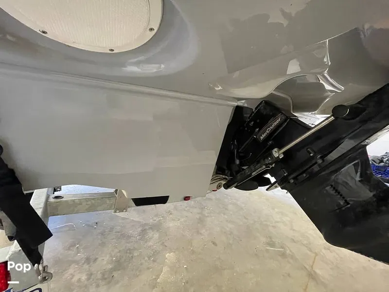 Slide: The Image of Bayliner VR5 2020 - 13966691