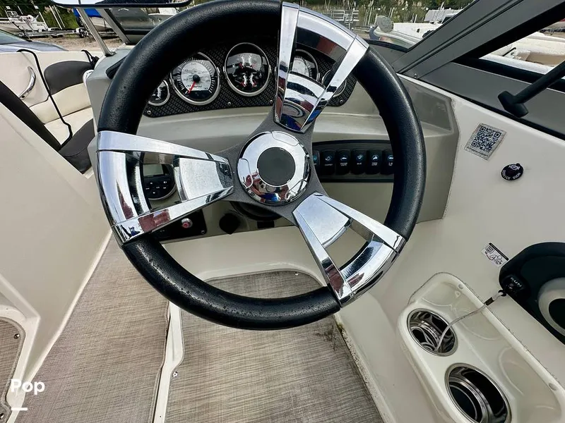 Slide: The Image of Steering Wheel - 14701308