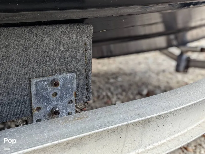 Slide: The Image of Robalo R230 Center Console 2005 - 14377129