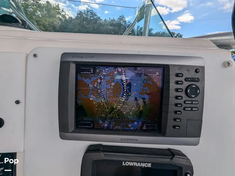 Slide: The Image of Robalo R230 Center Console 2005 - 14378829