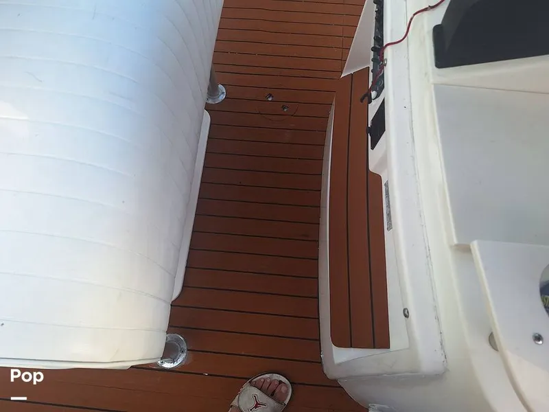 Slide: The Image of Robalo R230 Center Console 2005 - 14620118