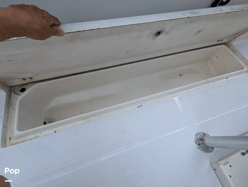 Slide: The Image of Robalo R230 Center Console 2005 - 14376844