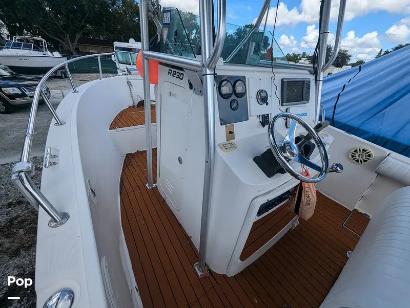 Slide: The Image of Robalo R230 Center Console 2005 - 14842873