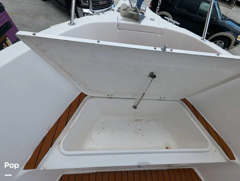 Slide: The Image of Robalo R230 Center Console 2005 - 14377024