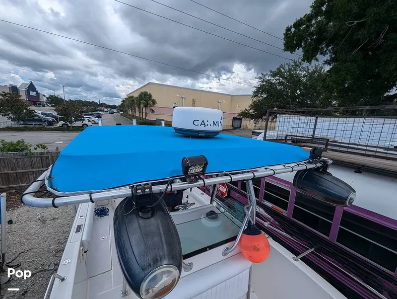 Slide: The Image of Robalo R230 Center Console 2005 - 14378832