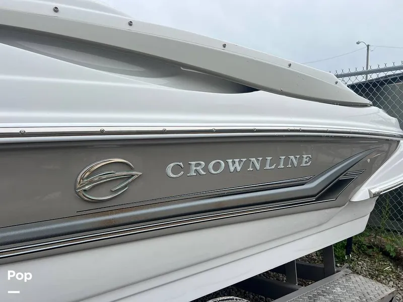 Slide: The Image of Crownline 230 - 14115086