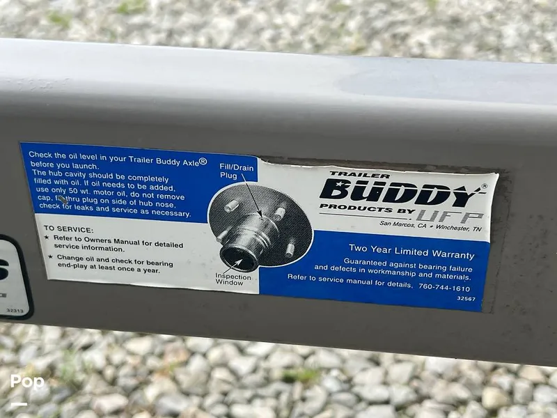 Slide: The Image of Crownline Boats 230 LS 2006 - 14114963