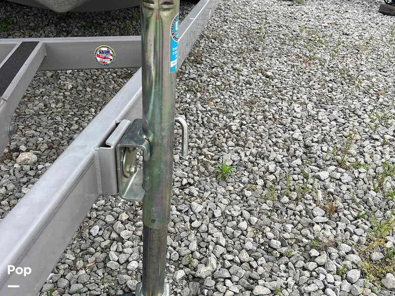 Slide: The Image of Trailer Jack - 14114965