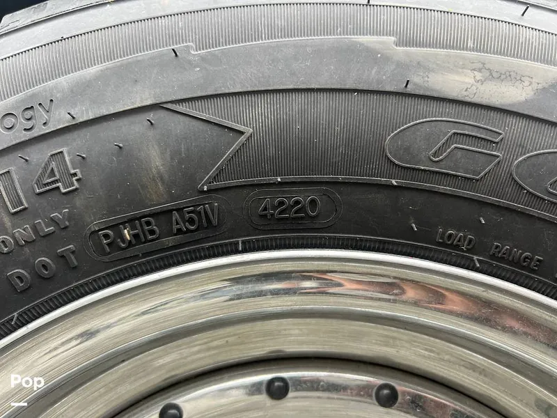 Slide: The Image of Tire Date Code - 14114980