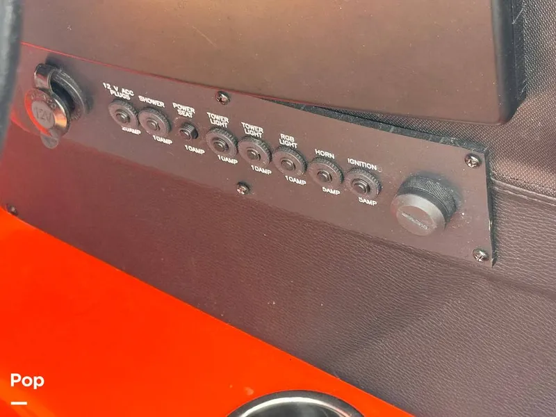 Slide: The Image of Malibu M235 2017 - 13992762