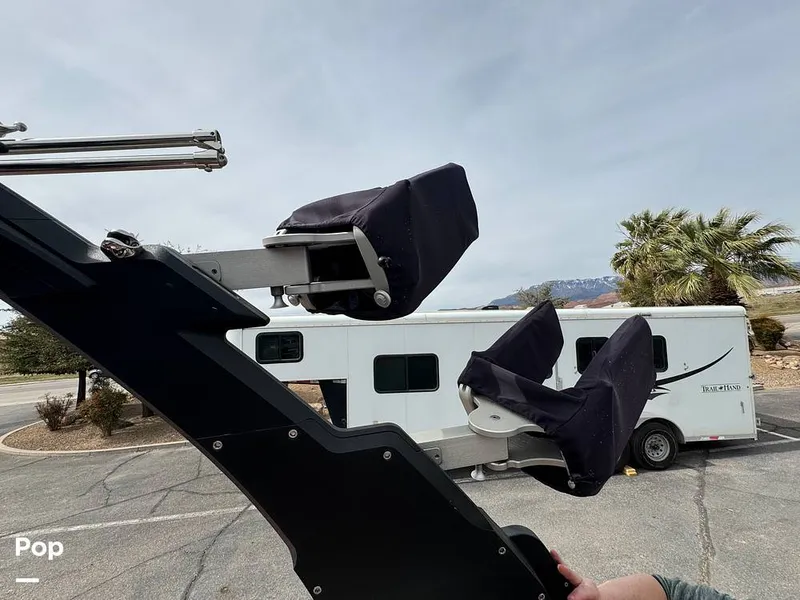 Slide: The Image of Malibu M235 2017 - 13992765