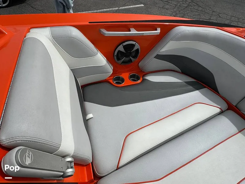 Slide: The Image of Malibu M235 2017 - 13992776