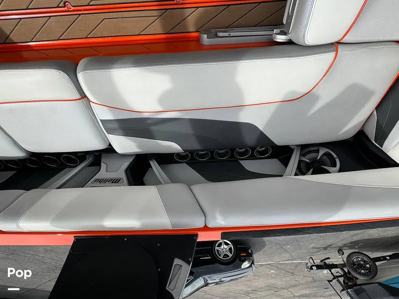 Slide: The Image of Malibu M235 2017 - 13992792