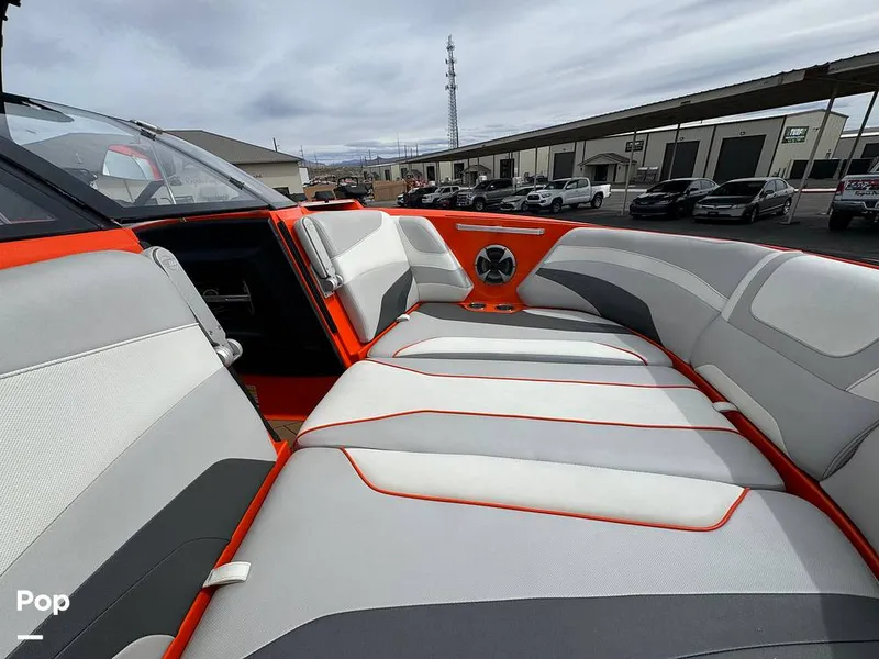 Slide: The Image of Malibu M235 2017 - 13992810