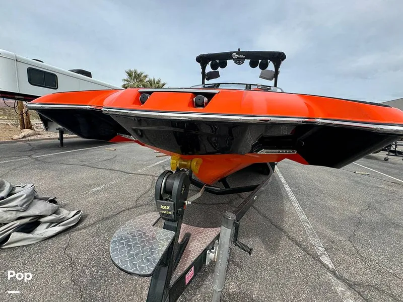 Slide: The Image of Malibu M235 2017 - 13992817