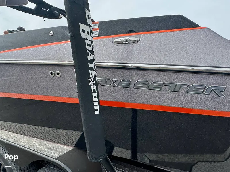 Slide: The Image of Malibu M235 2017 - 13992845