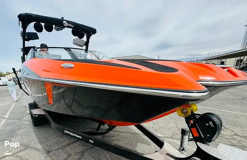 Slide: The Image of Malibu M235 2017 - 15661220