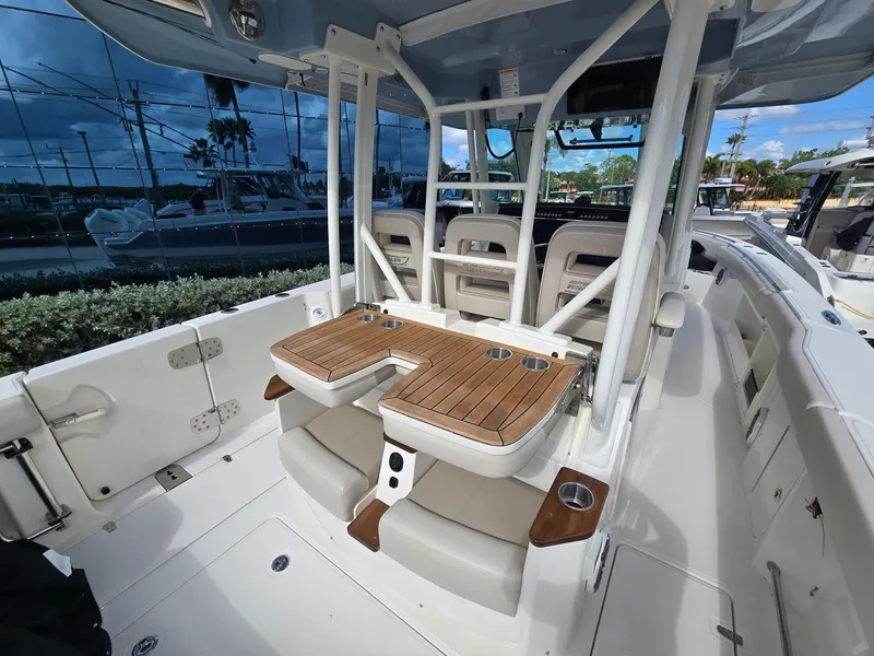 Slide: The Image of Boston Whaler 360 Outrage 2025 - 13