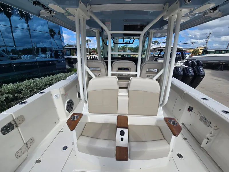 Slide: The Image of Boston Whaler 360 Outrage 2025 - 14