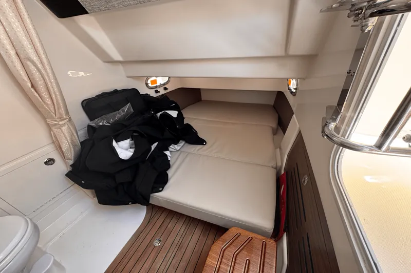 Slide: The Image of Boston Whaler 360 Outrage 2025 - 22