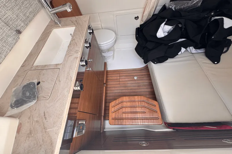 Slide: The Image of Boston Whaler 360 Outrage 2025 - 24