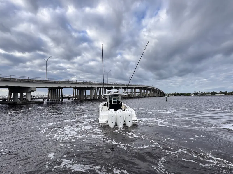 Slide: The Image of Boston Whaler 360 Outrage 2025 - 6