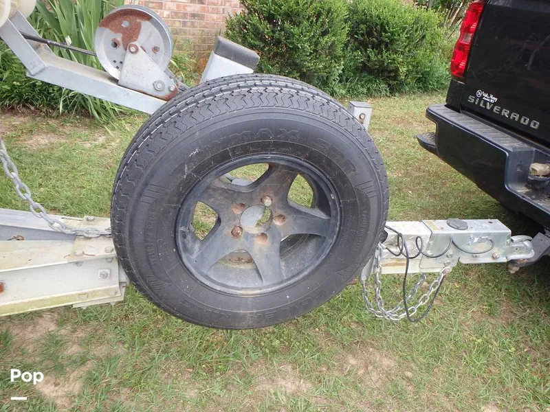Slide: The Image of Spare Tire Kit - 14168267