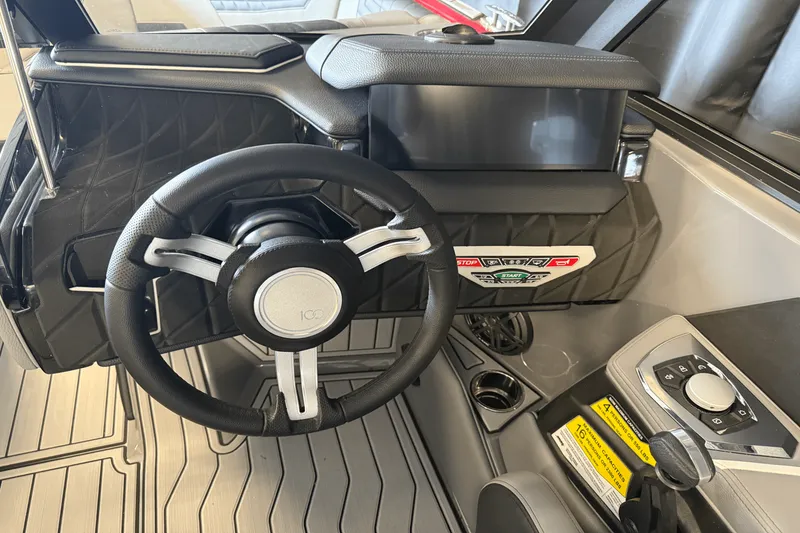 Slide: The Image of Nautique Super Air Nautique S23 2025 - 51