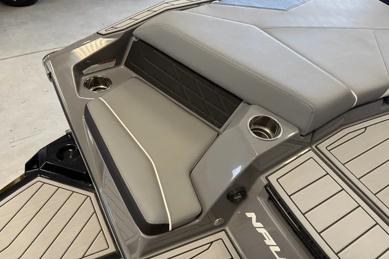 Slide: The Image of Nautique Super Air Nautique S23 2025 - 67