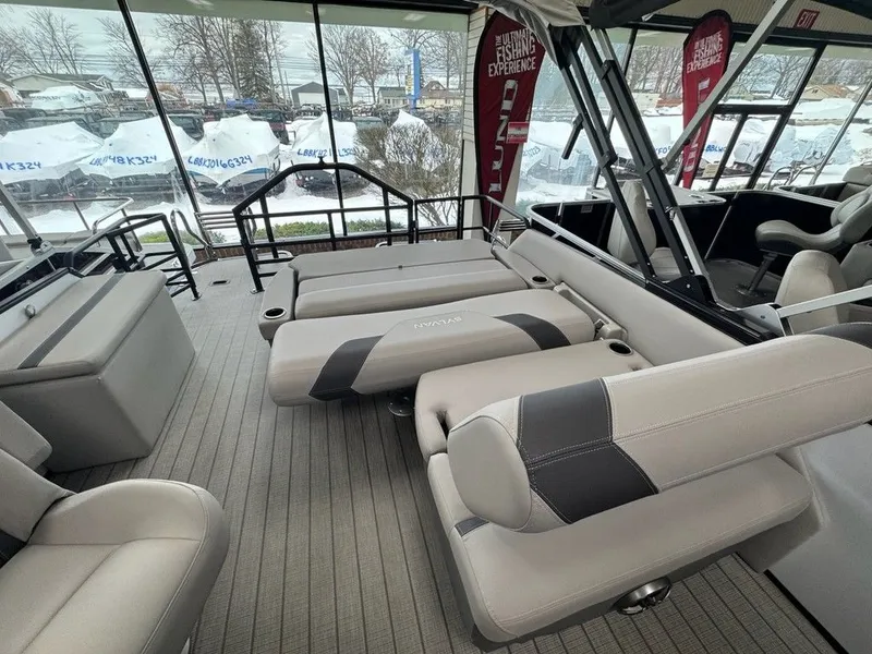 Slide: The Image of Sylvan L1 DLZ 2024 - 27