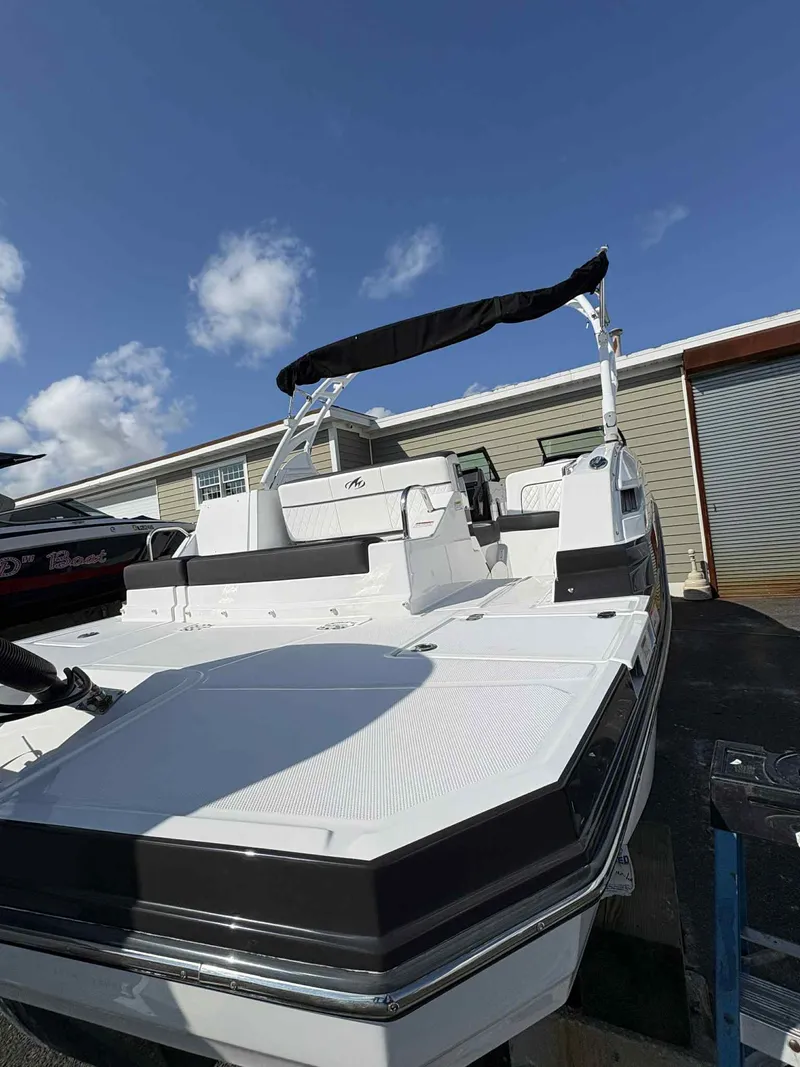 Slide: The Image of Monterey M65 2018 - 20