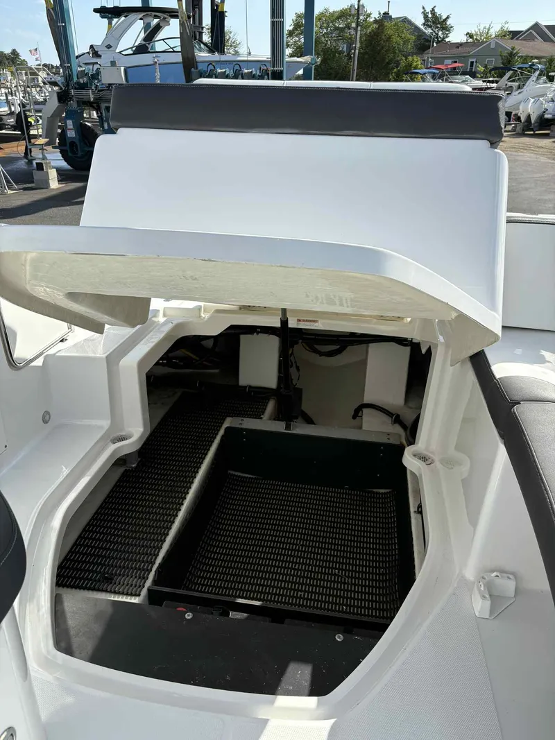 Slide: The Image of Monterey M65 2018 - 22