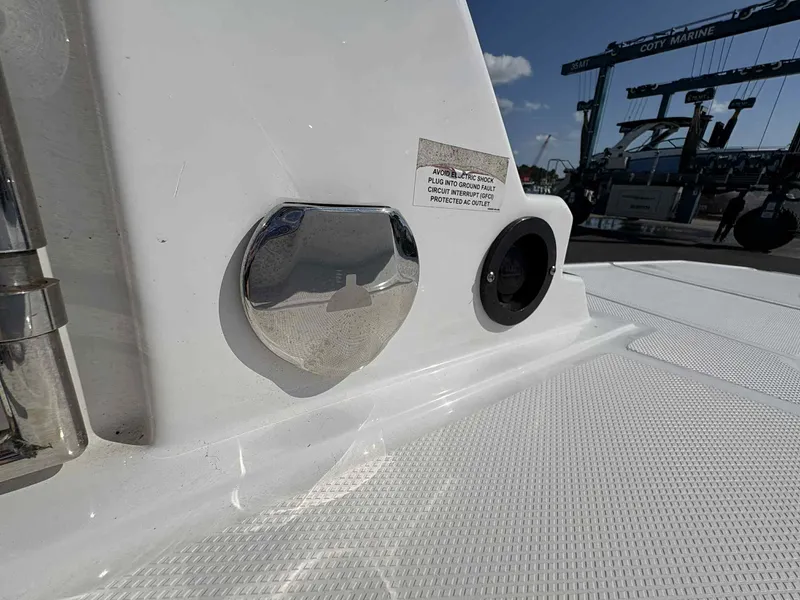 Slide: The Image of Monterey M65 2018 - 25