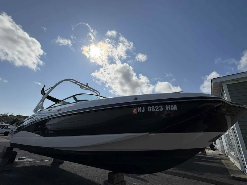 The Image of Monterey M65 2018 - 0