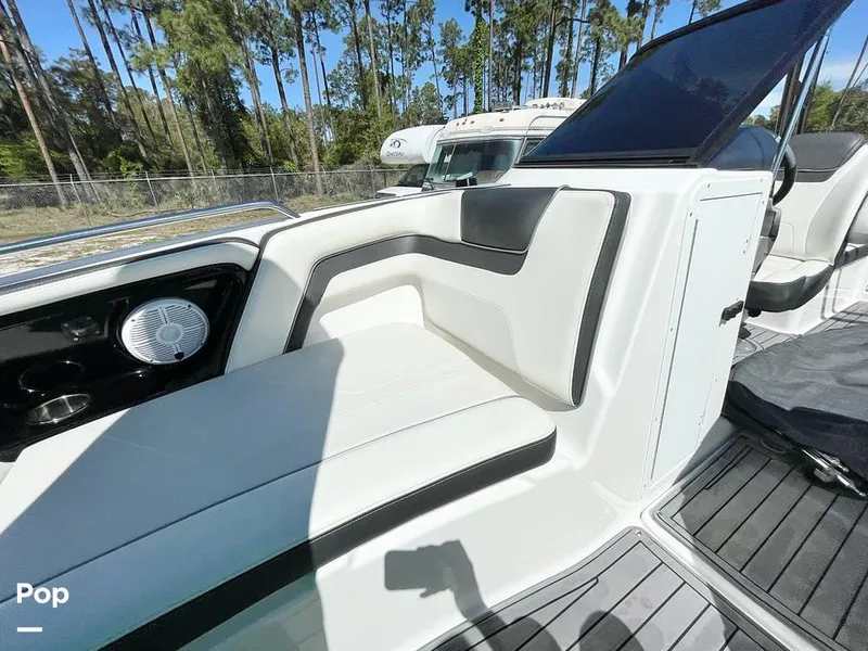 Slide: The Image of Bow Seating - 13992196