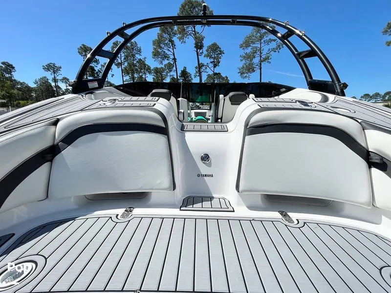 Slide: The Image of Transom Seating - 13992176