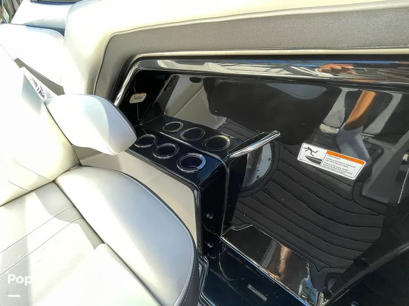 Slide: The Image of Beverage Holders - 13992190