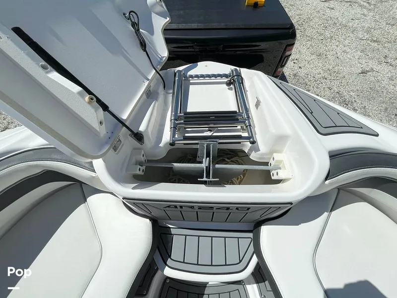 Slide: The Image of Bow Ladder - 13992205