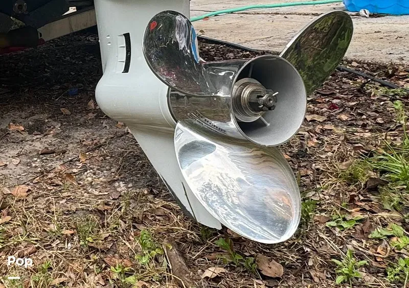 Slide: The Image of Glasstream 240CCX 2022 - 14008884