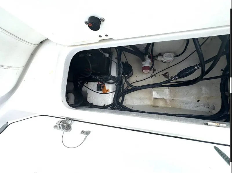 Slide: The Image of Glasstream 240CCX 2022 - 14019137