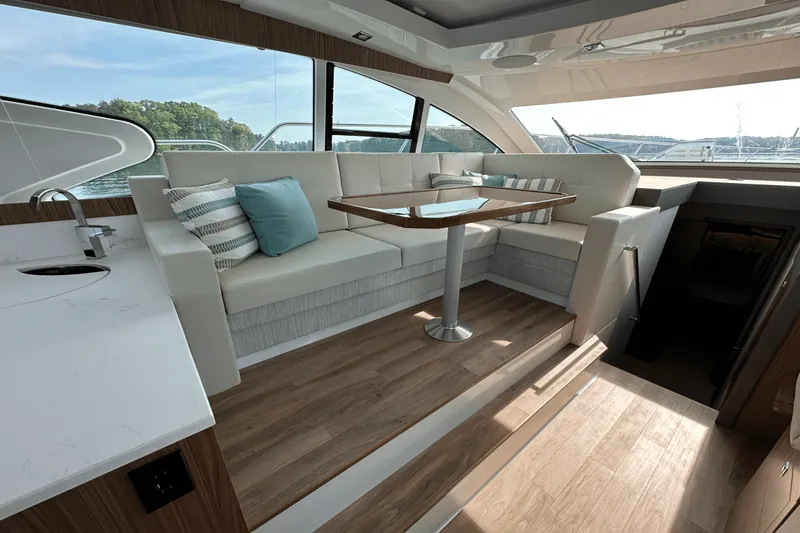 Slide: The Image of Cruisers Yachts 46 Cantius 2025 - 21